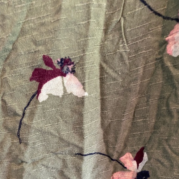 Flower tshirt - Picture 2 of 4